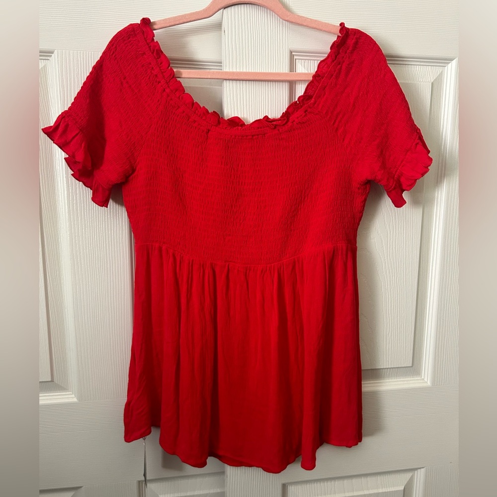 NWT Talia’s red smocked off the shoulder peplum 1x